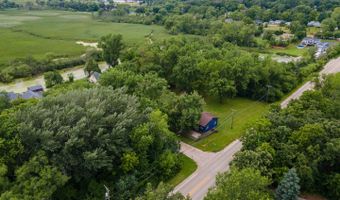 42782 N Lake Ave, Antioch, IL 60002