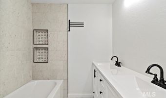 3913 Nez Perce, Boise, ID 83705