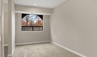 13 SILVERWOOD Cir 12, Annapolis, MD 21403