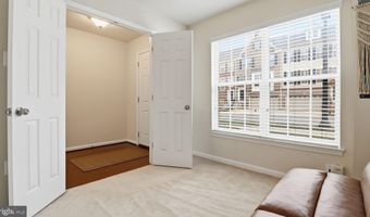 12710 RUSTIC ROCK Ln, Beltsville, MD 20705