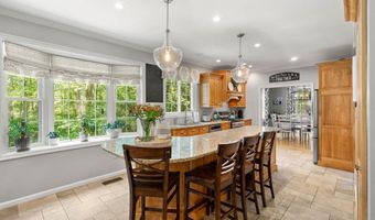 9 Cherry Ln, Bedford, NH 03110