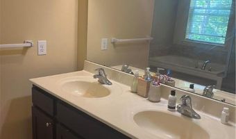 5157 Dogwood Trl, Allentown, PA 18104