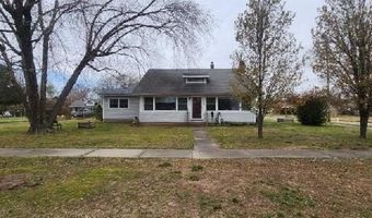 1607 Washington Ave, Baxter Springs, KS 66713