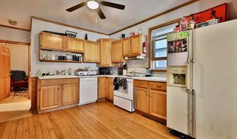 119 N Bassett St, Madison, WI 53703