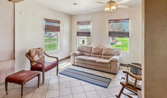 808 E Chapman Rd, Carlsbad, NM 88220