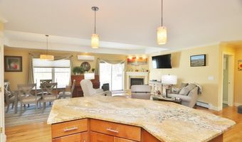 40 Kathryn Ln, Bangor, ME 04401