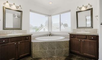 20040 SW ZACKWOOD Ct, Beaverton, OR 97078