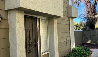 2366 Adirondack Row 6, San Diego, CA 92139