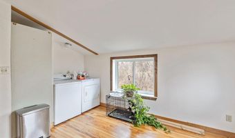 95 Center Bay Rd, Alburgh, VT 05440