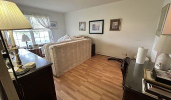 952 W Happfield Dr 2828, Arlington Heights, IL 60004
