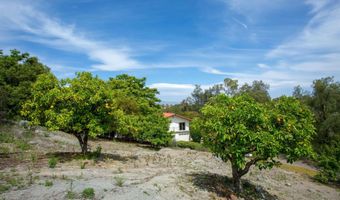 28628 Mountain Meadow Rd, Escondido, CA 92026