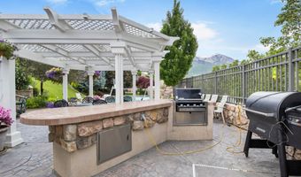 820 N EAGLE VIEW Dr, Alpine, UT 84004