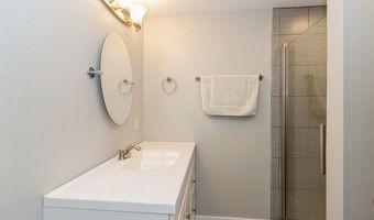 90 S Park Ridge Rd, North Liberty, IA 52317