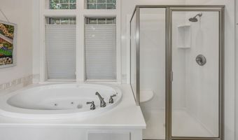 403 Briscoe Pl, Ashland, OR 97520