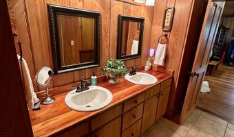 1651 Linden Rd, Apalachicola, FL 32320