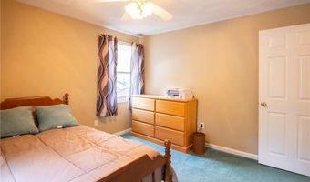 9 Patricia Dr, North Providence, RI 02904