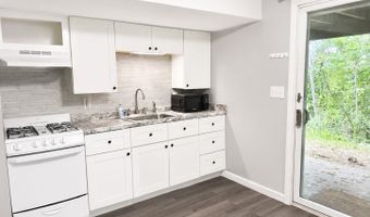 98 Fairy Dell Rd, Clinton, CT 06413