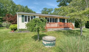 28 Farm Dr, Ashford, CT 06278
