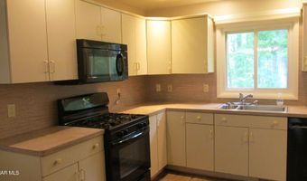 100 Lynndale Rd, Altoona, PA 16602