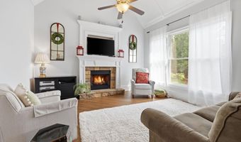 6293 Fernstone Trl NW, Acworth, GA 30101