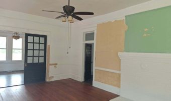 307 N Lee St, Bishopville, SC 29010