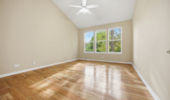 23 Brixton Ct, Algonquin, IL 60102