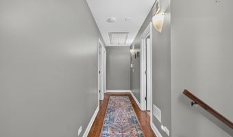 108 N Main St, Algonquin, IL 60102