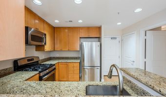 3650 S GLEBE Rd 460, Arlington, VA 22202