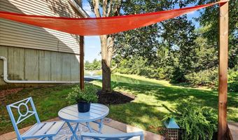 1319 Tahoe Valley Ct, Ballwin, MO 63021
