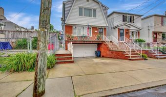 25 Linden St, Bayonne, NJ 07002