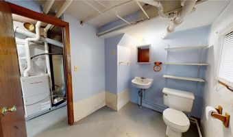 813 Pillsbury Ave, Albert Lea, MN 56007