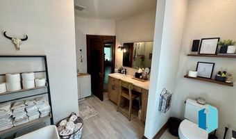 111 S 6Th St, Beresford, SD 57004
