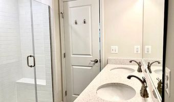 22370 LUCAS Ter, Ashburn, VA 20148