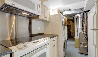 7413 REBECCA Dr, Alexandria, VA 22307