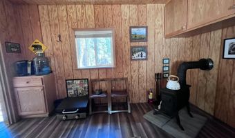 34 Silvertip Rd, South Lake Tahoe, CA 95223
