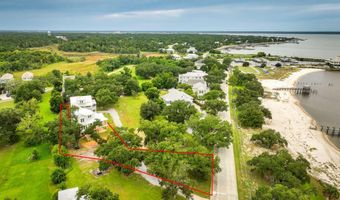 642 N Beach Blvd, Bay St. Louis, MS 39520