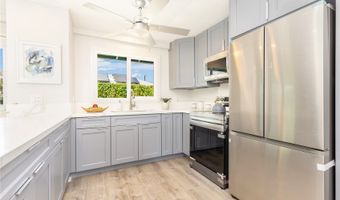 407 Keaniani St B, Kailua, HI 96734