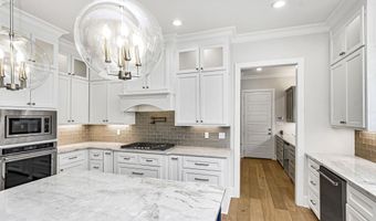 9352 Inniswylde Dr, Baton Rouge, LA 70809