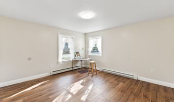 10 Penley St E, Augusta, ME 04330