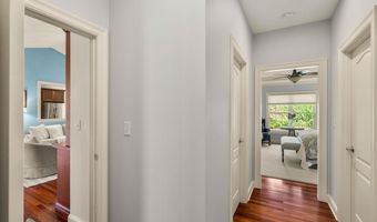 12 Amber Ln, Bedford, NH 03110