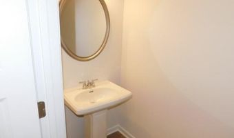 143 Sawgrass Dr 24, Ball Ground, GA 30107