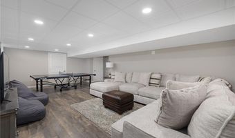 279 Alpine Estates Dr, Cranston, RI 02921