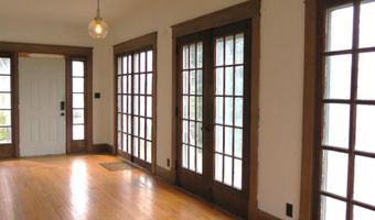 102 E Main St, Anna, OH 45302