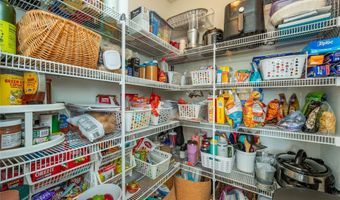 2013 NW School St, Ankeny, IA 50023