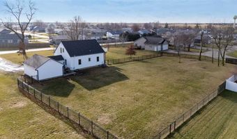 305 E Park Ridge Rd, Atkins, IA 52206