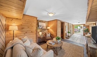1052 Lakeside Dr E, Alloway, NJ 07422