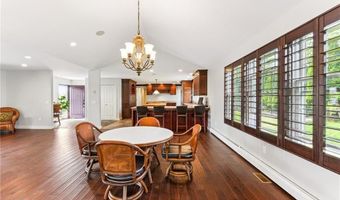 18 Anawan Ave, Narragansett, RI 02882