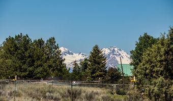 65225 94th St, Bend, OR 97703