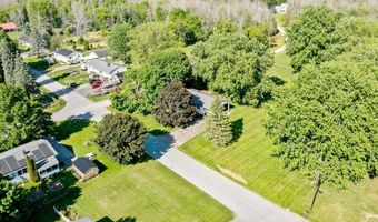 270 Winters Ln, Alburgh, VT 05440