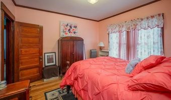 1749 Saint Clair River Dr, Algonac, MI 48001